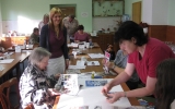 Skupinová práce klientů motivačního kurzu Rožnov pod Radhoštěm - říjen 2013 - 2